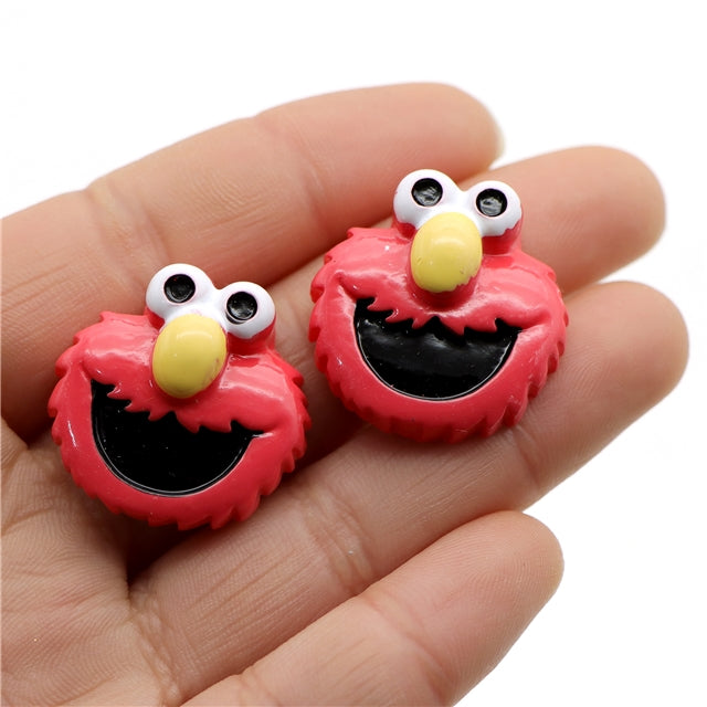 3-D Elmo Set of 2 Flat Back Resin Centerpiece FeeFiFauxLeather