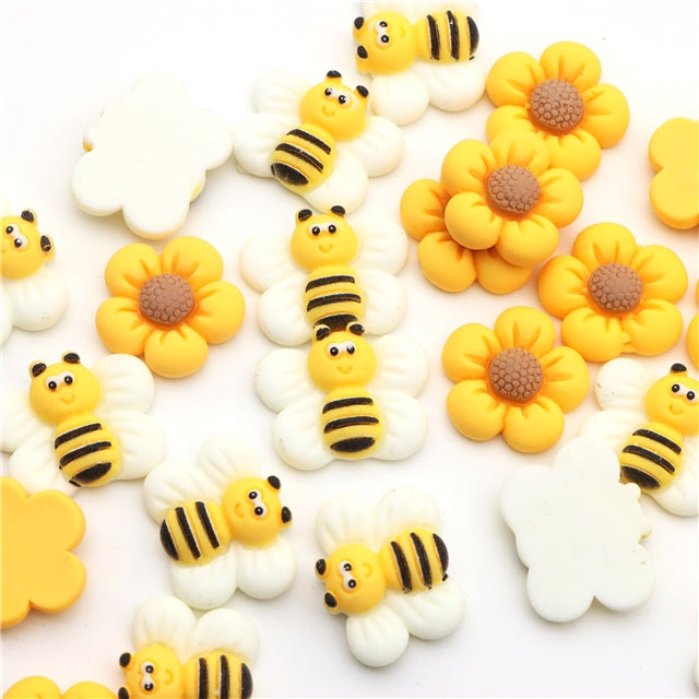 3-D Bees Acrylic Resin 5 piece set FeeFiFauxLeather